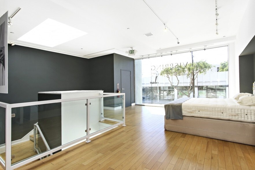 More Photos Of 8825-8827 Beverly Blvd, West Hollywood General Retail For Sale