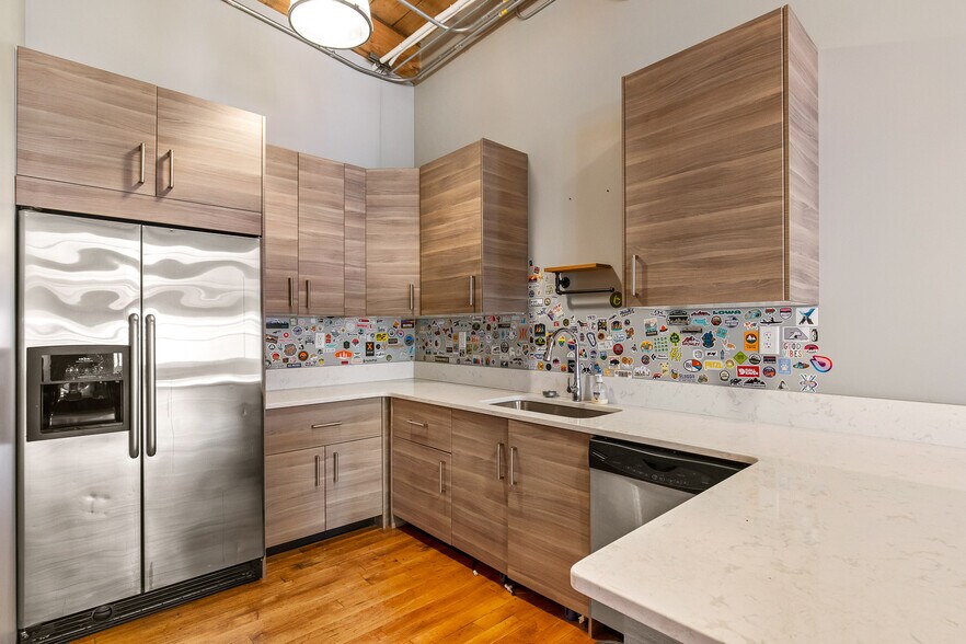 More Photos Of 77 Elm St, Amesbury Loft Creative Space For Lease