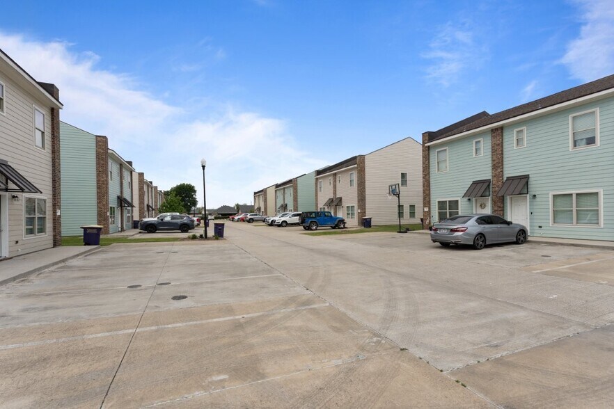 More Photos Of 6-36 Kandy Ln, Lake Charles Apartments For Sale