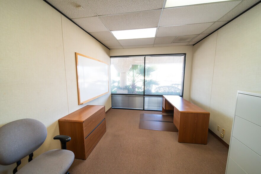 More Photos Of 1550 N Norma St, Ridgecrest Office For Lease
