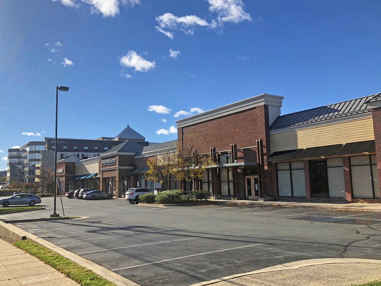 More Photos Of 1701-1765 Rockville Pike, Rockville Unknown For Lease