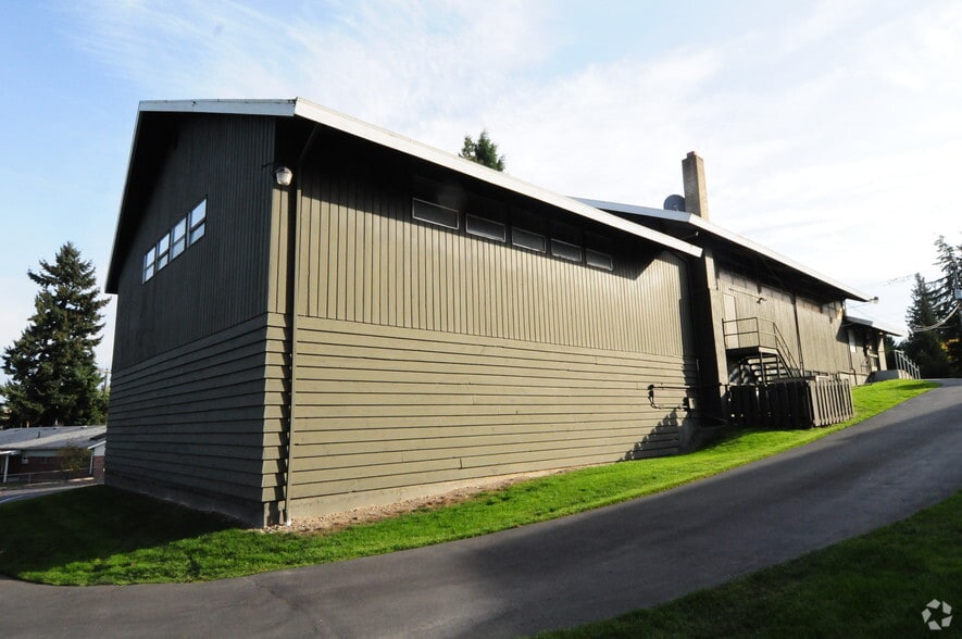 More Photos Of 632 SW 143rd St, Burien Religious Facility For Sale