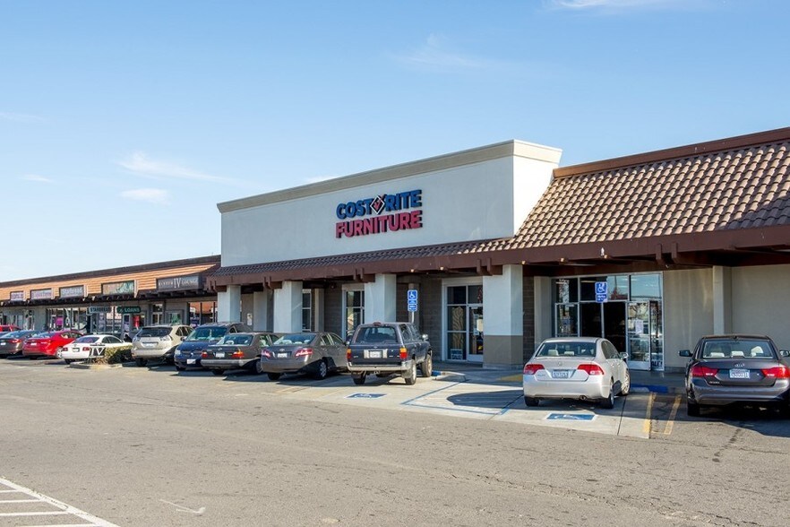 More Photos Of 3684-3686 Sonoma Blvd, Vallejo Storefront For Lease