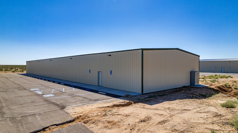 More Photos Of 5500 Lindbergh Blvd, California City Warehouse For Sale