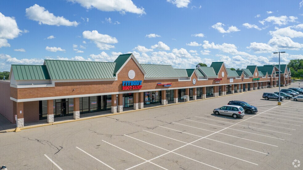 More Photos Of 701 68th St SW, Byron Center Freestanding For Lease