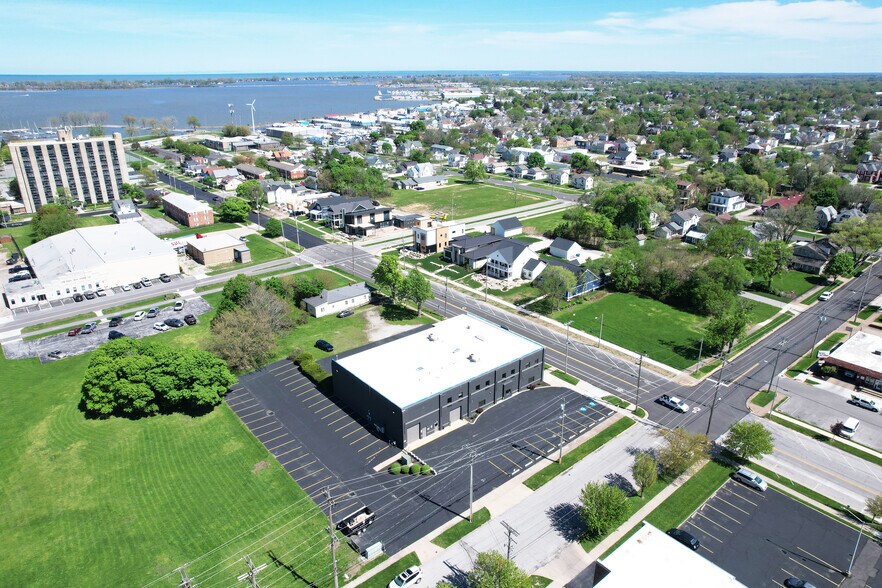 More Photos Of 419 E Market St, Sandusky Hotel For Sale