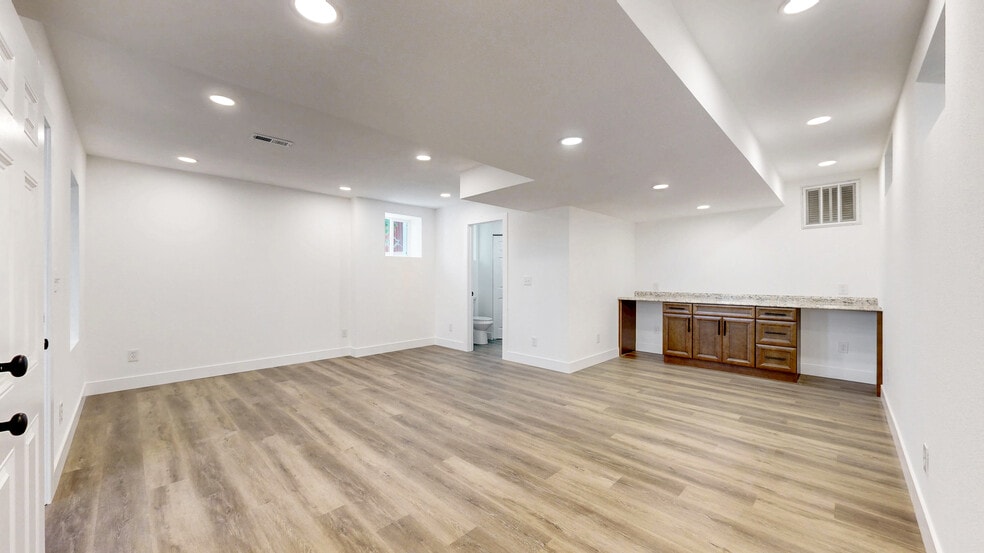 More Photos Of 4342 Delaware St, Denver Warehouse For Sale