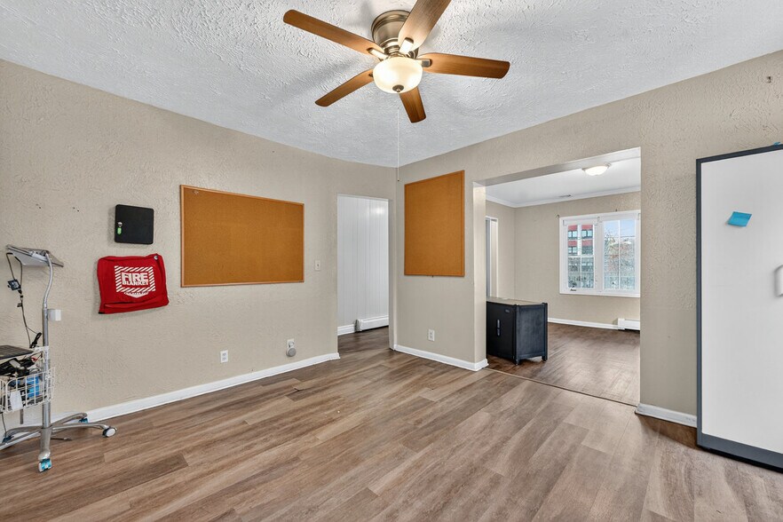 More Photos Of 160 Bloomfield Ave, Verona Storefront Retail Office For Sale