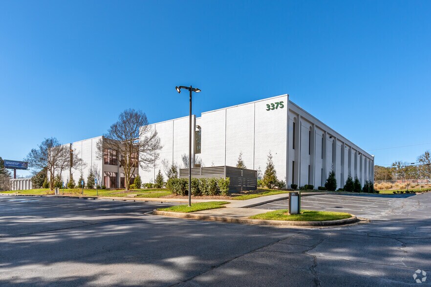 More Photos Of 3375 Northeast Expy, Atlanta Office For Sale