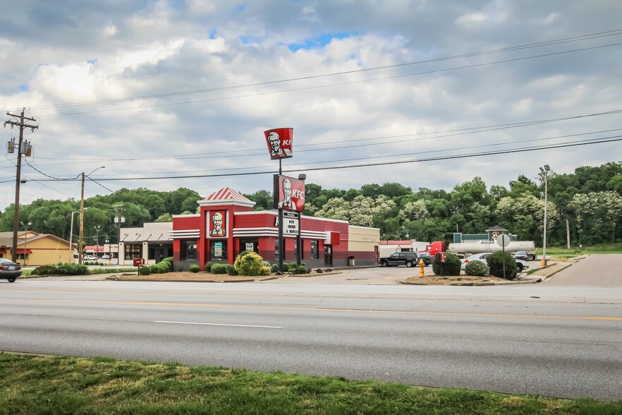 More Photos Of 2236 US Highway 41 N, Henderson Fast Food For Sale