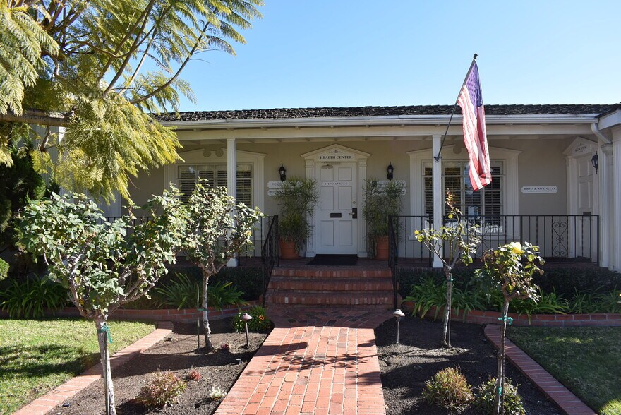 More Photos Of 1203 Second St, Coronado Office For Lease