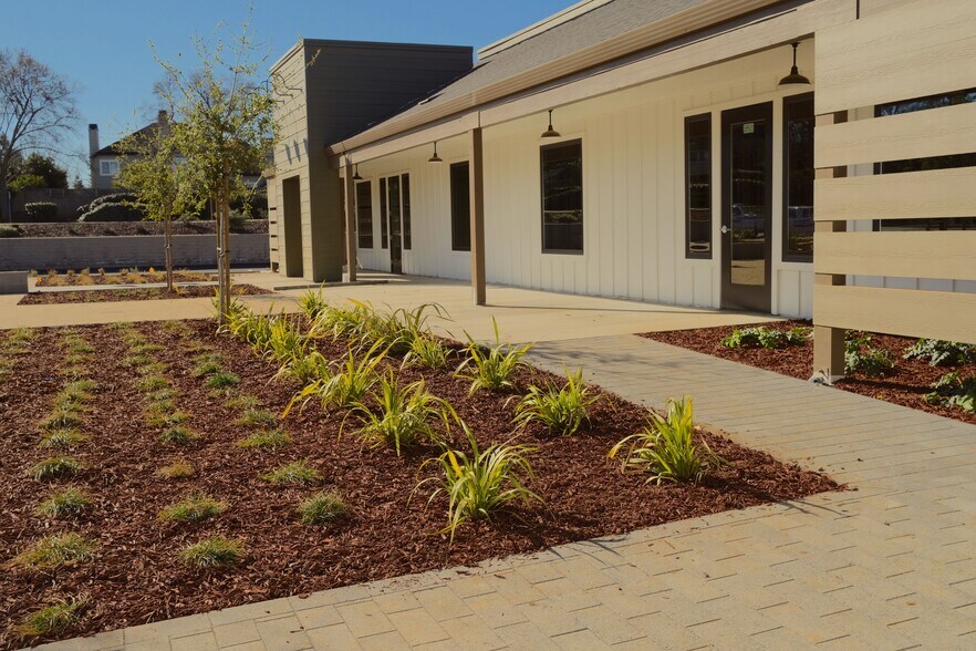 More Photos Of 1628 Holmes St, Livermore Storefront Retail Office For Sale