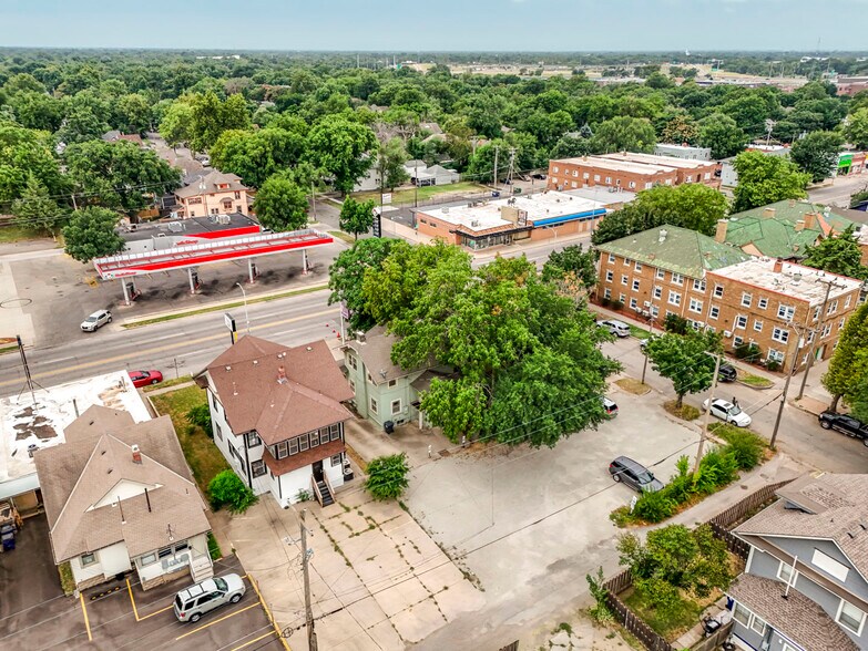 More Photos Of 2808 E Douglas Ave, Wichita Storefront Retail Office For Sale