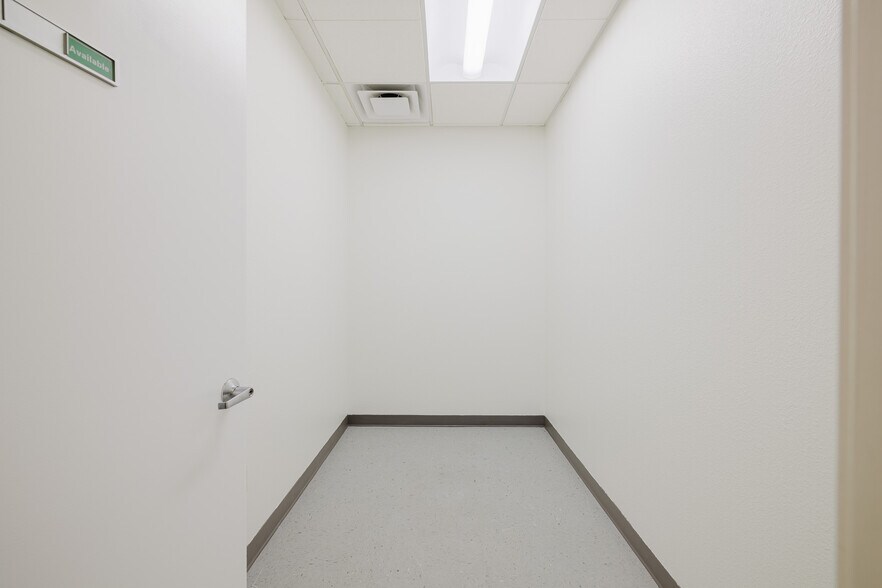 More Photos Of 2575 Alta Vista Dr, Elko Warehouse For Lease