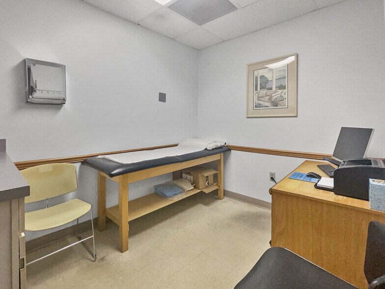 More Photos Of 608 N High St, Millville Medical For Sale