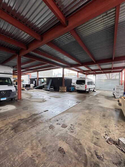 More Photos Of 3000 Richmond Ter, Staten Island Storefront For Lease