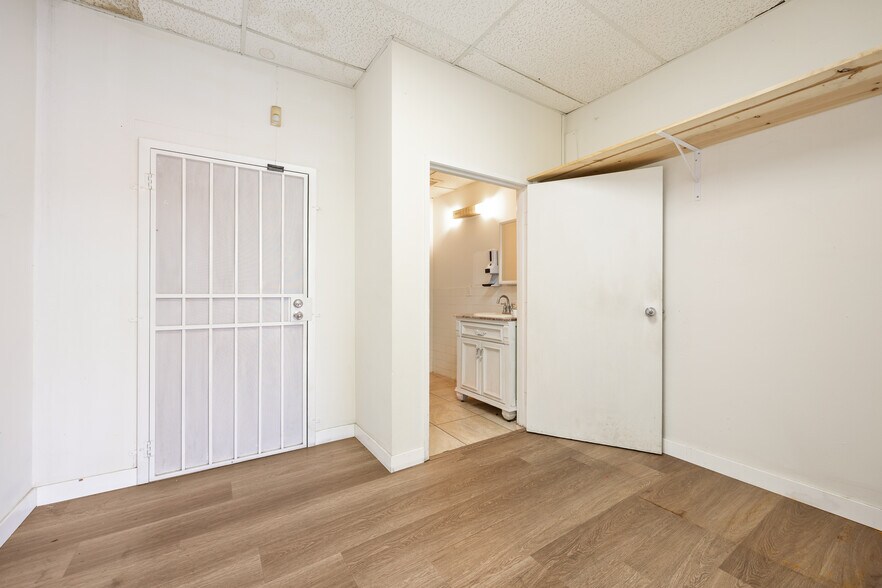 More Photos Of 129-141 E Valley Blvd, Alhambra General Retail For Lease