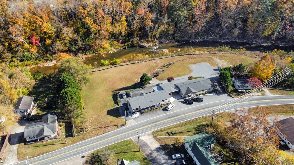 More Photos Of 2415A-2415B-2441 S Center St, Hickory Assisted Living For Sale