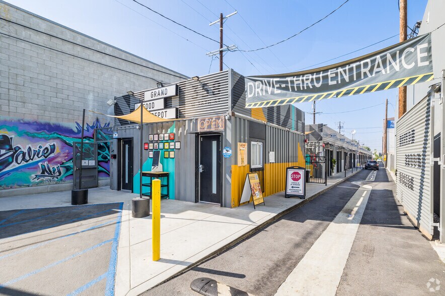 More Photos Of 358 W 38th St, Los Angeles Freestanding For Lease
