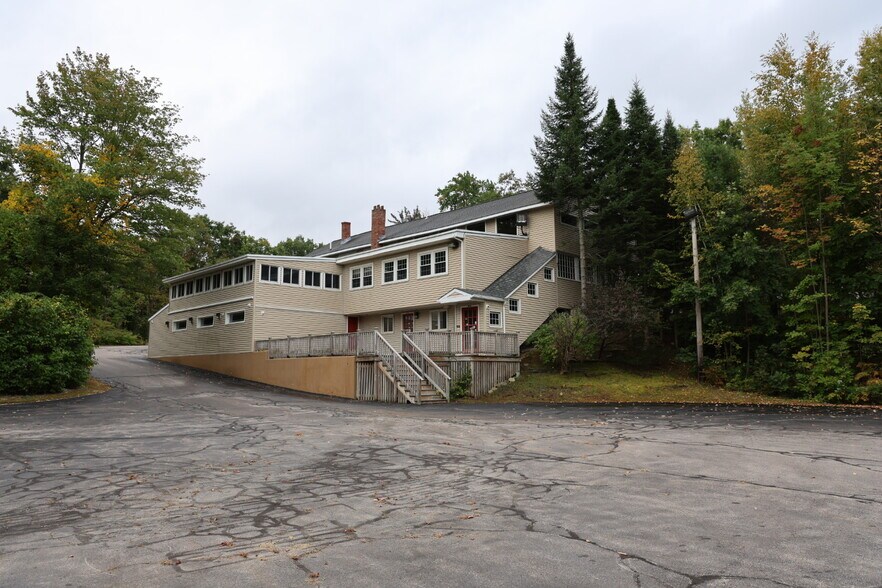 More Photos Of 807 NH-3A, Bow Light Manufacturing For Sale