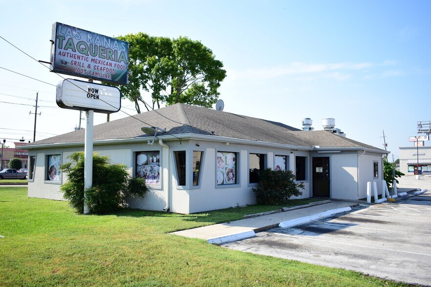 More Photos Of 13703-13771 SH 249, Houston Unknown For Lease