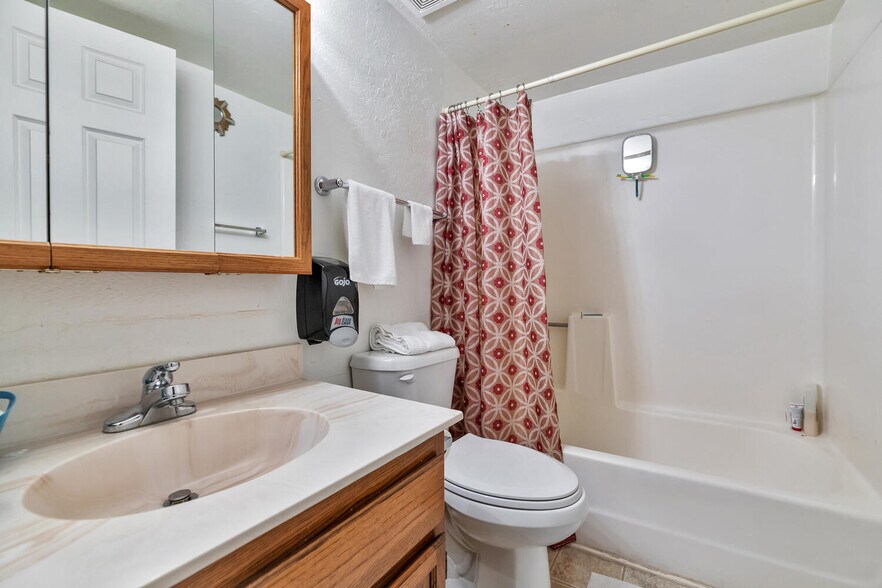 More Photos Of 760-778 W Wickenburg Way, Wickenburg Multifamily For Sale
