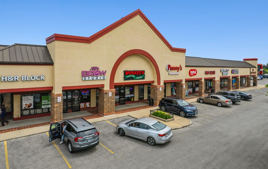 More Photos Of 4601-4779 W Cermak Rd, Cicero Unknown For Lease