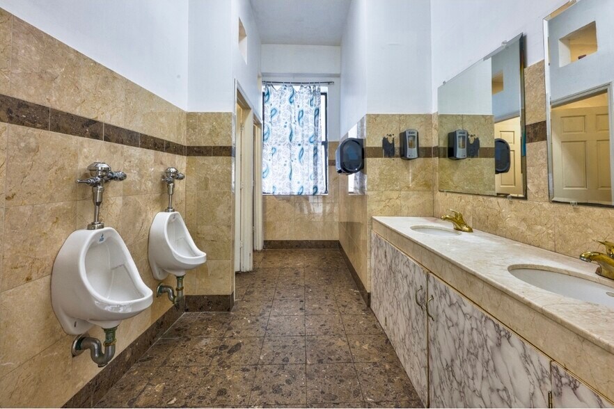 More Photos Of 5670 58th St, Maspeth Specialty For Sale