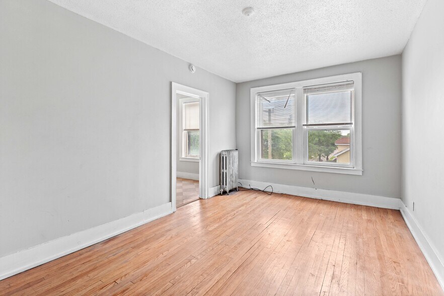 More Photos Of 16940 Log Cabin St, Detroit Apartments For Sale