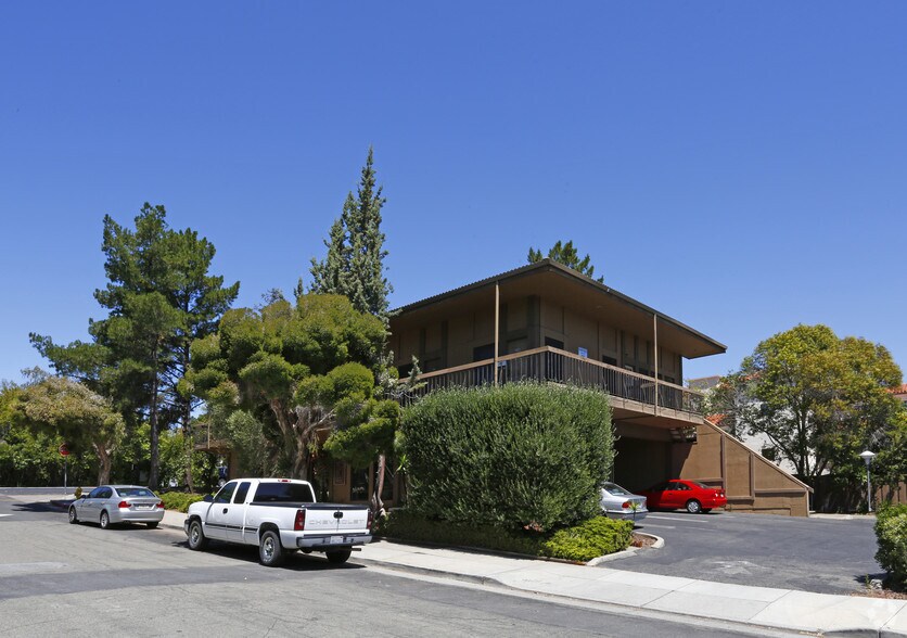 More Photos Of 15750 Winchester Blvd, Los Gatos Office For Lease
