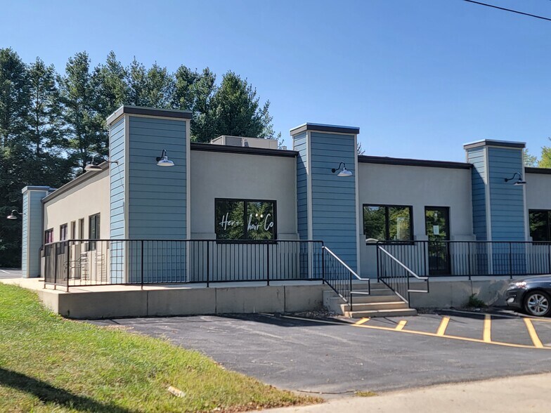 More Photos Of 206 S Walnut St, Stillman Valley Warehouse For Sale