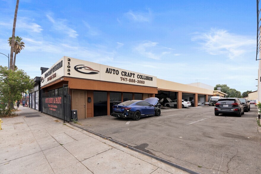 More Photos Of , Canoga Park General Retail For Sale