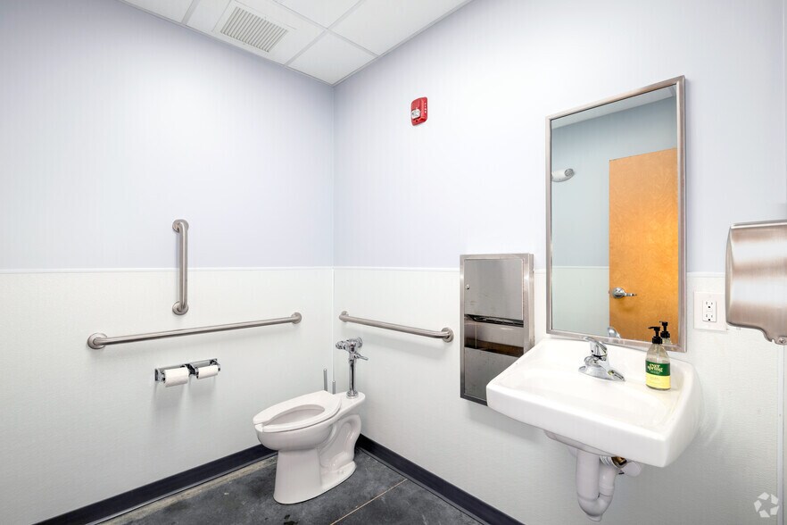 More Photos Of 1775 Route 38, Lumberton Warehouse For Lease