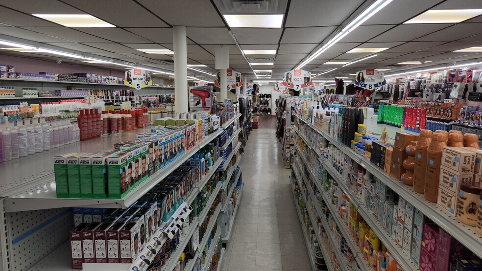 More Photos Of 827 E Baltimore Ave, East Lansdowne Convenience Store For Sale