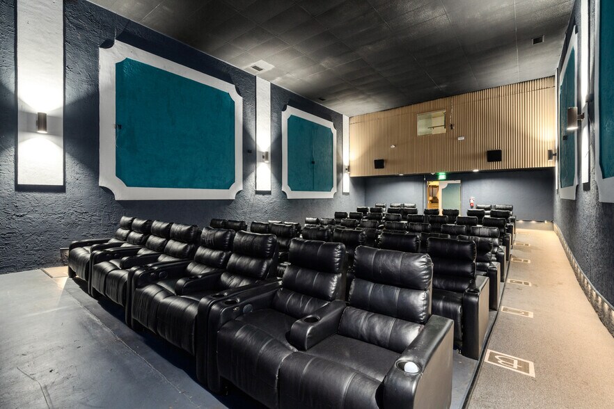 More Photos Of 3750 US Highway 27 N, Sebring General Retail For Lease