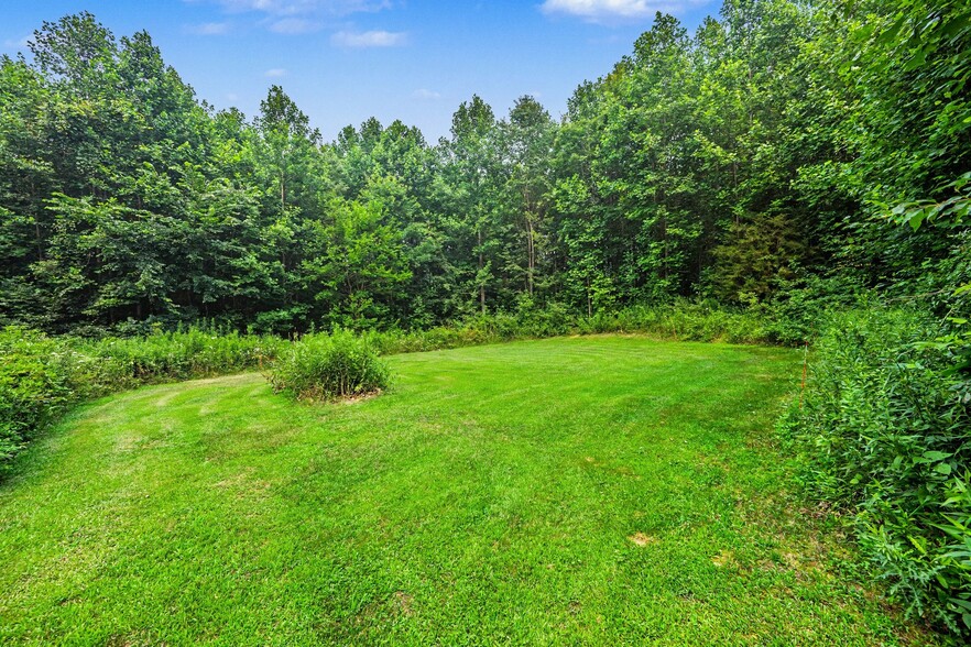 More Photos Of 57440 M 40, Marcellus Specialty For Sale