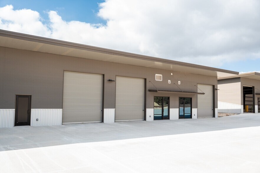 More Photos Of 1900 S Cranes Mill Rd, New Braunfels Unknown For Lease