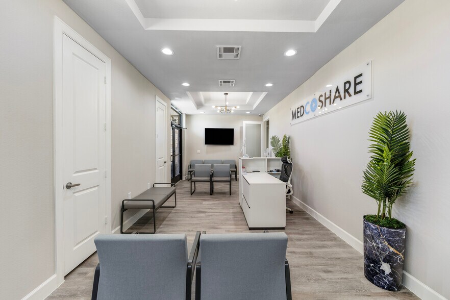 More Photos Of 3129 Kingsley Dr, Pearland Medical For Lease