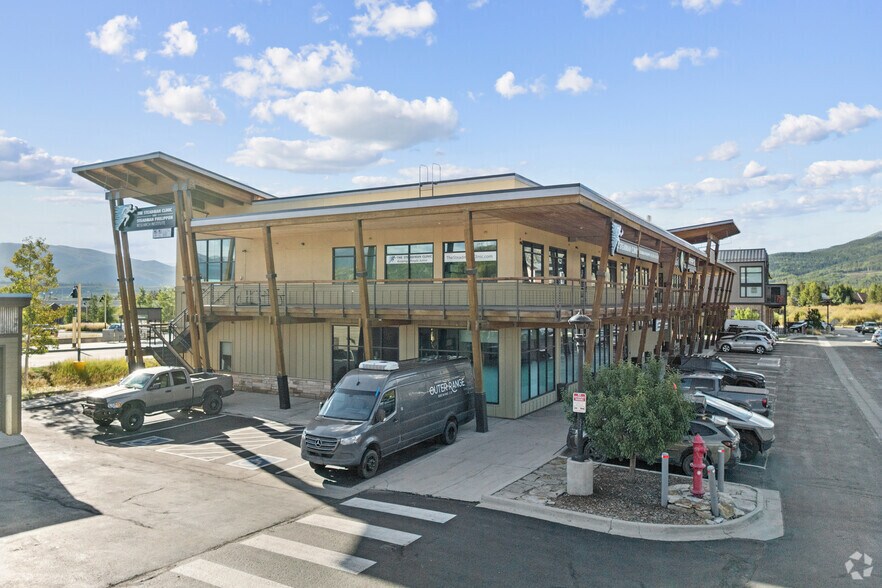 More Photos Of 226 Lusher Ct, Frisco General Retail For Sale