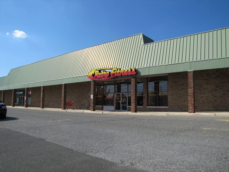 Primary Photo Of 1214 Route 37 E, Toms River Unknown For Lease