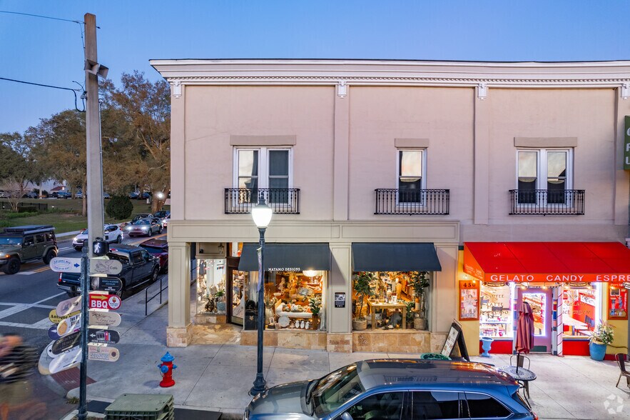 More Photos Of 106 E 5th Ave, Mount Dora Storefront Retail Office For Lease