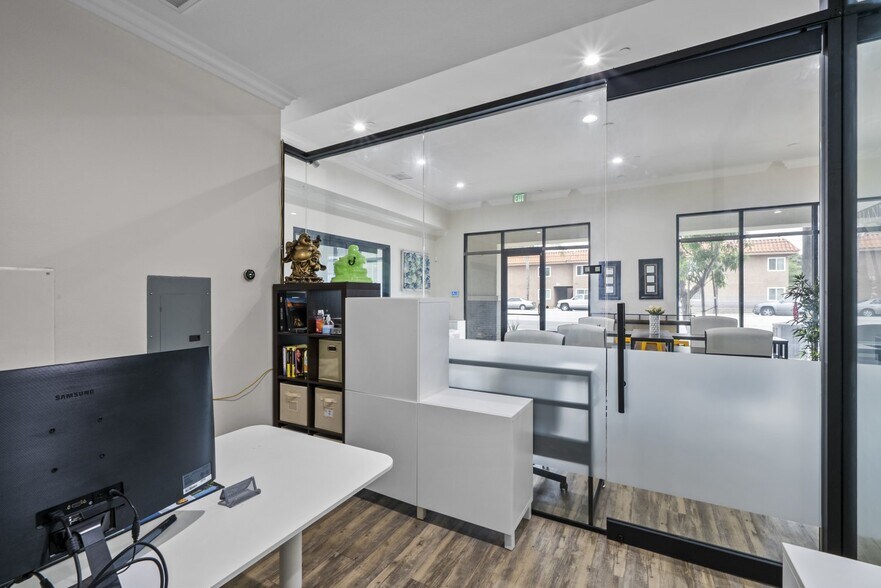 More Photos Of 9908 Artesia Blvd, Bellflower Storefront Retail Office For Sale