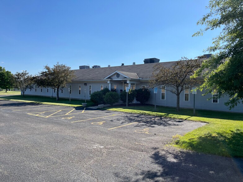 More Photos Of 19 Mcquiston Dr, Mercer Coworking Space
