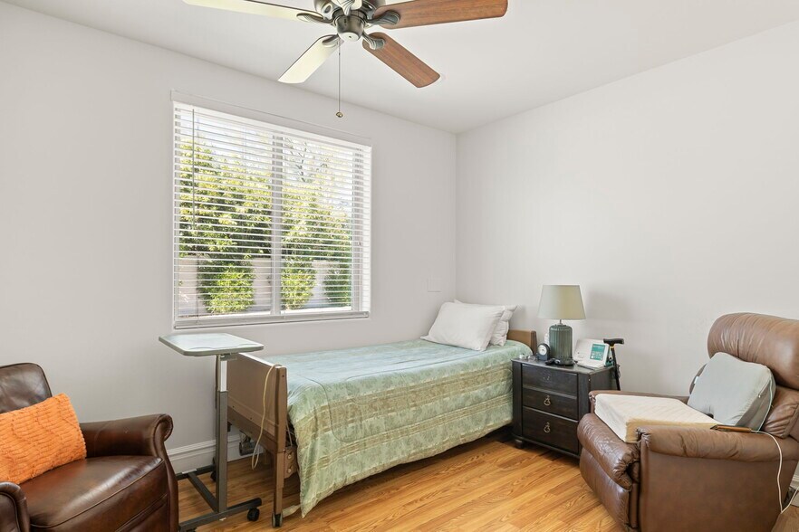 More Photos Of 10448 N 106th Pl, Scottsdale Assisted Living For Sale