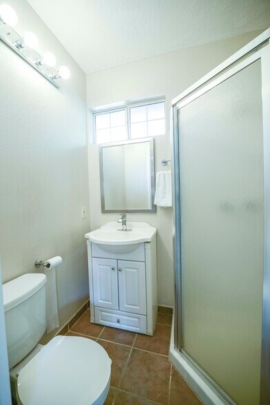 More Photos Of 5905 Old Wheeler Rd, La Verne Assisted Living For Lease