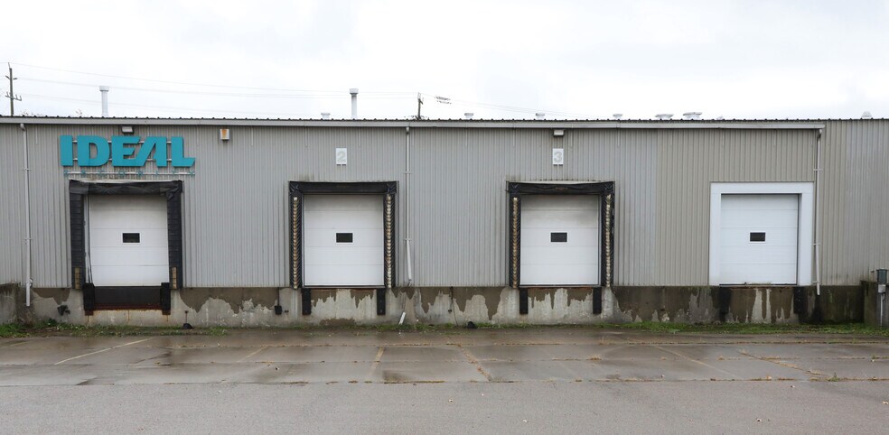 More Photos Of 855 Edward st, Prescott Industrial For Sale