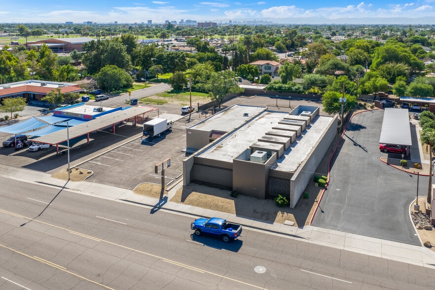 More Photos Of 2345 W Glendale Ave, Phoenix Medical For Lease