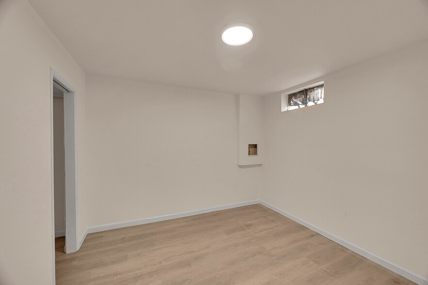 More Photos Of 7296 Magnolia St, Commerce City Office For Sale