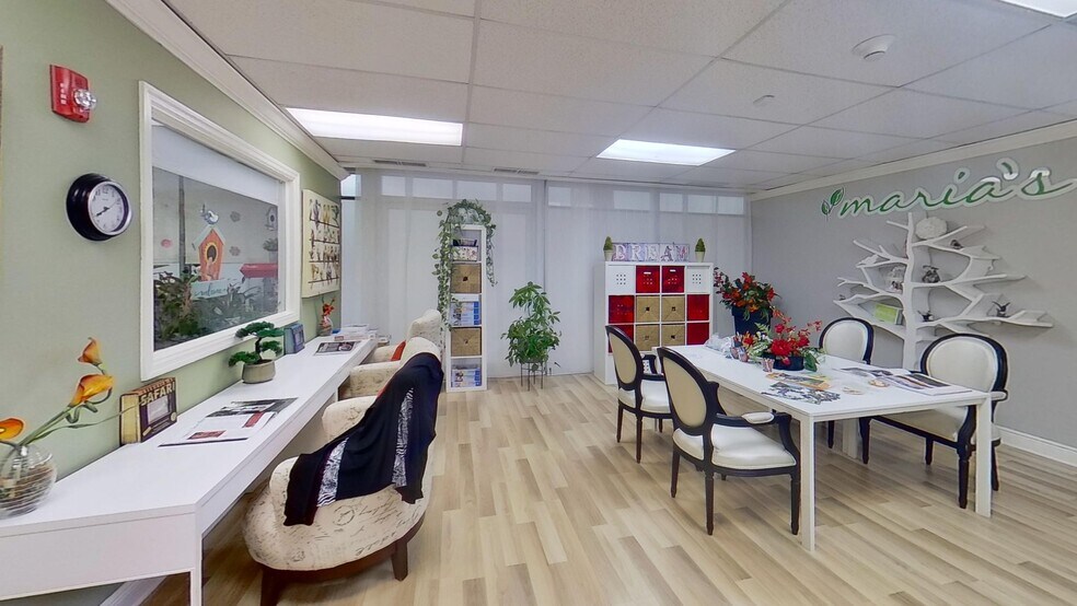 More Photos Of 7821-7843 Seminole Blvd, Seminole Medical For Lease