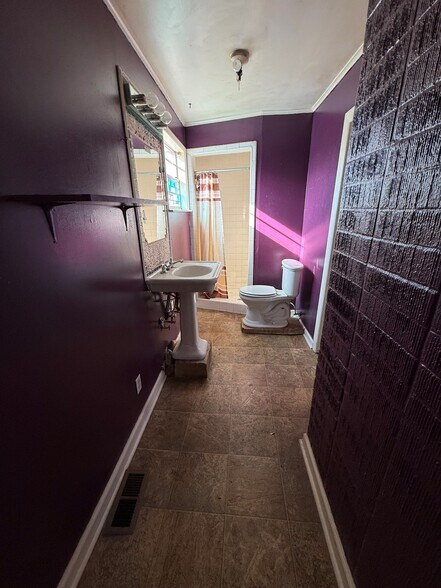 More Photos Of 317 Longwood Dr SW, Huntsville Office Residential For Sale